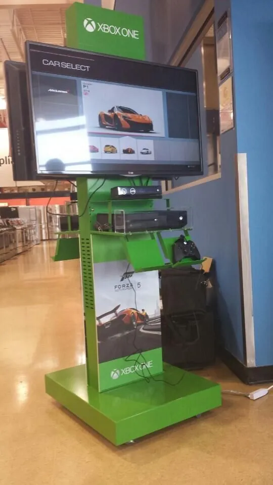 Xbox One store demo kiosk